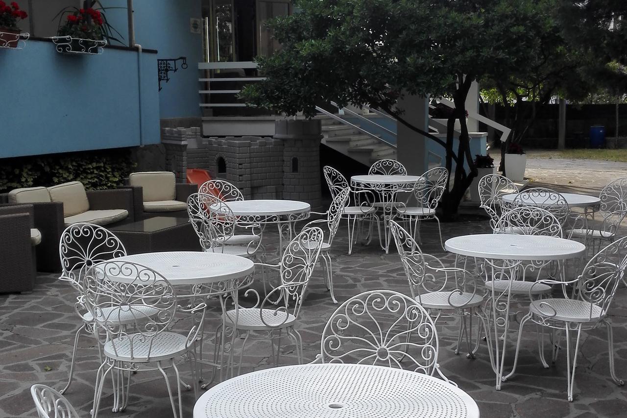 Hotel Carol Cesenatico Zewnętrze zdjęcie