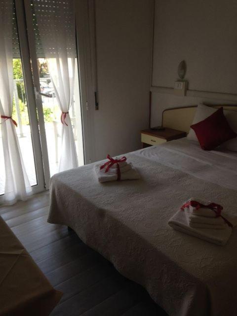 Hotel Carol Cesenatico Zewnętrze zdjęcie